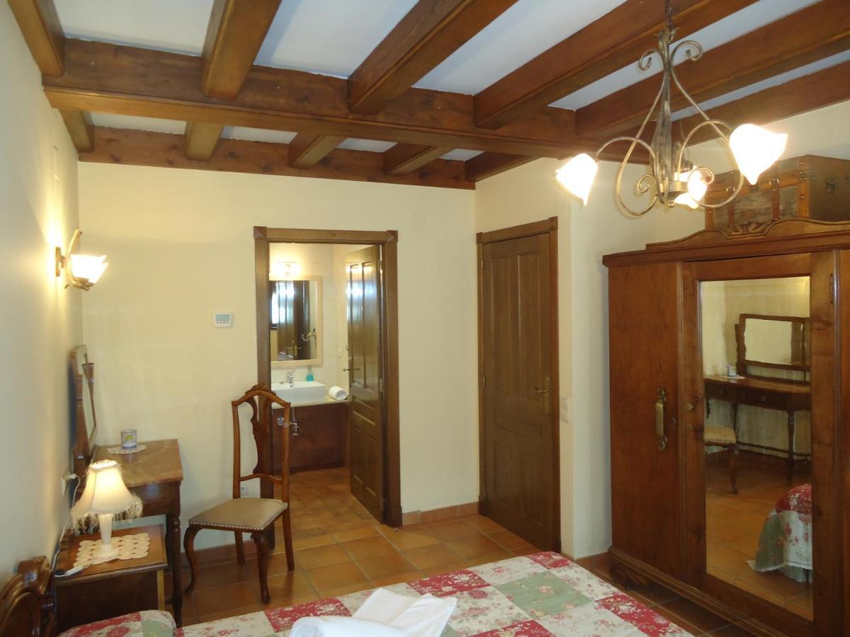 Casa Felisa Pirineo Aragones Villa Santa Eulalia de Gallego Room photo